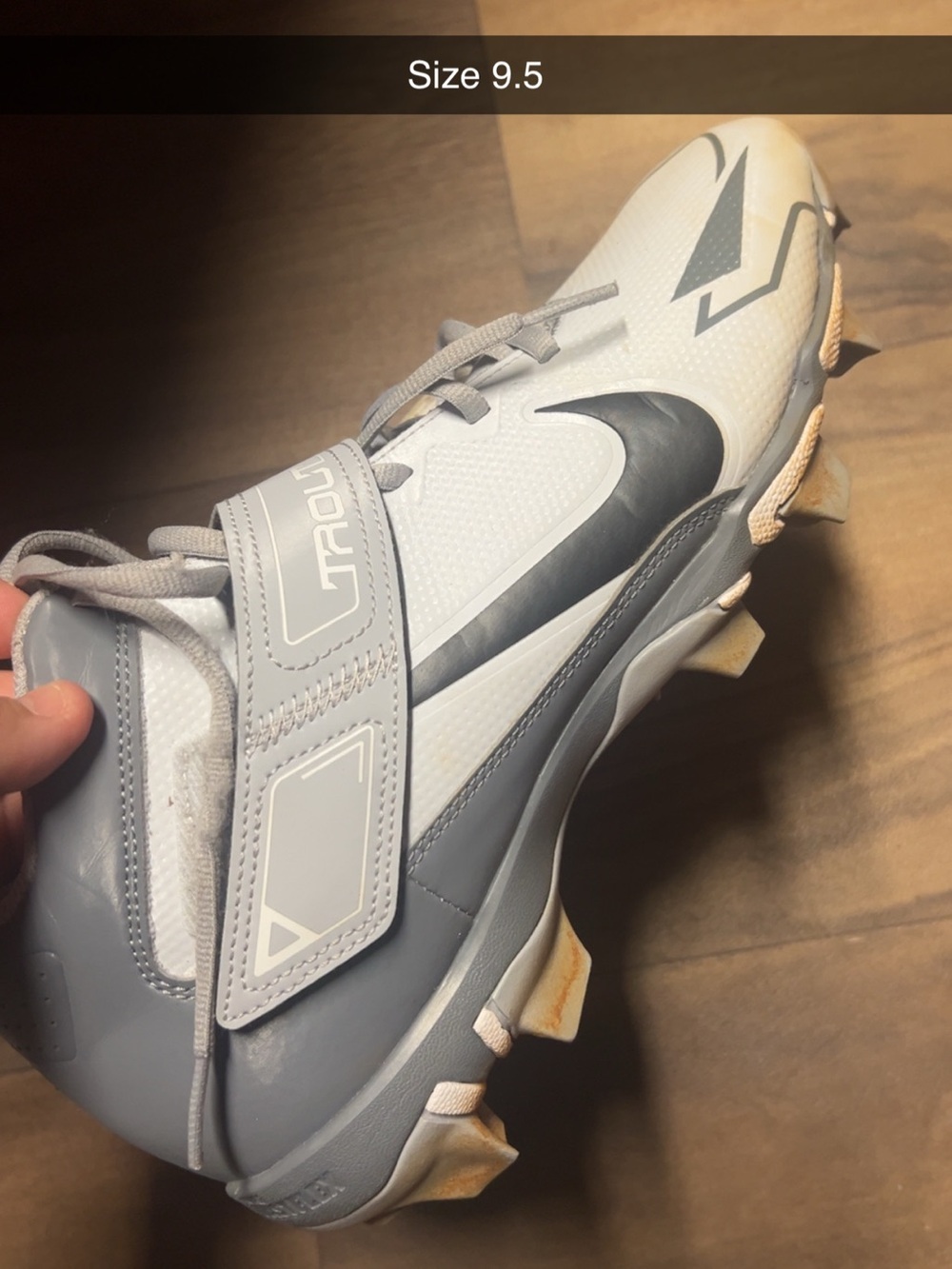 Nike trout cleats